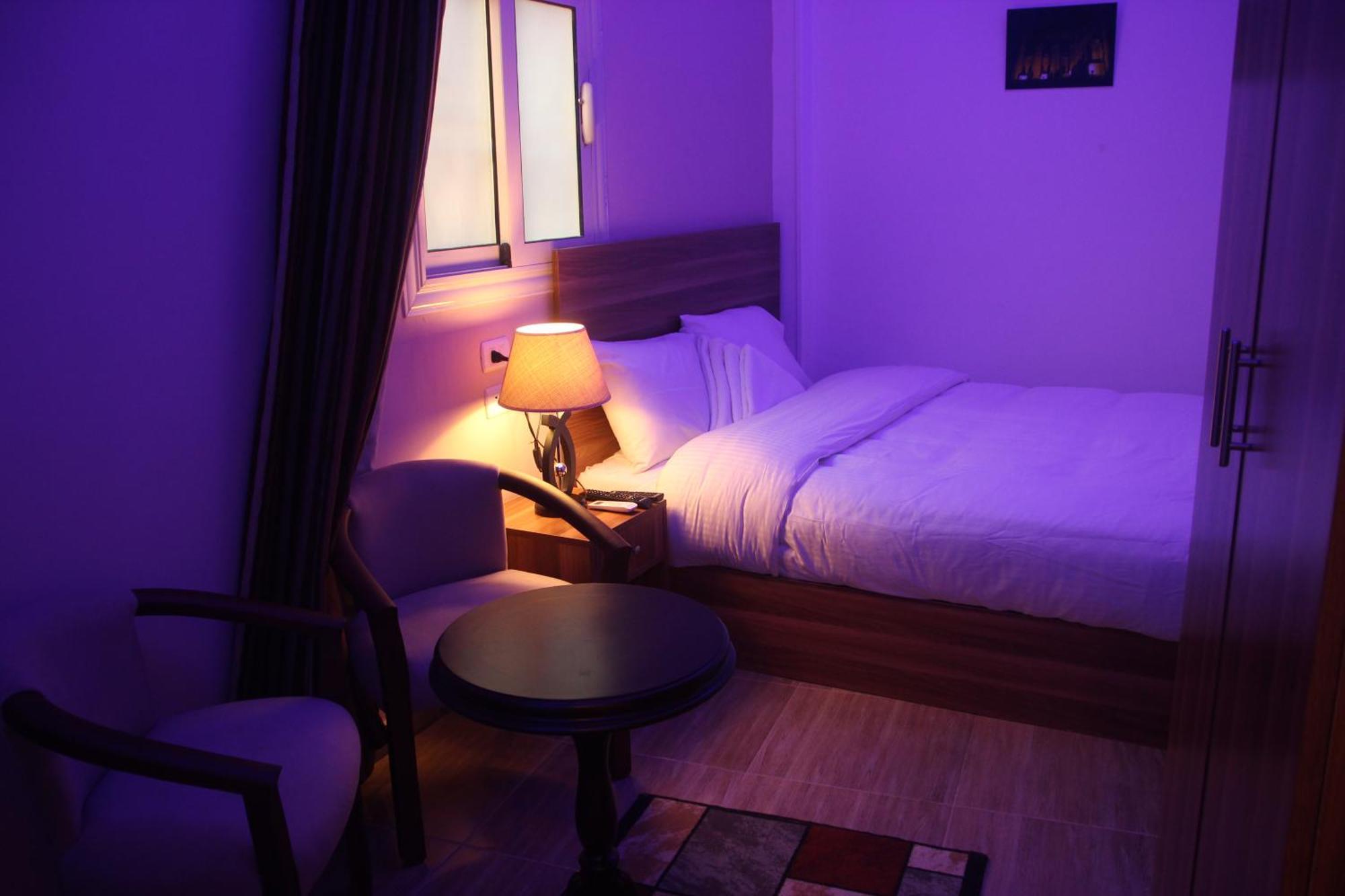 Farida Pyramids Boutique Hotel Kafret el-Gabal Extérieur photo