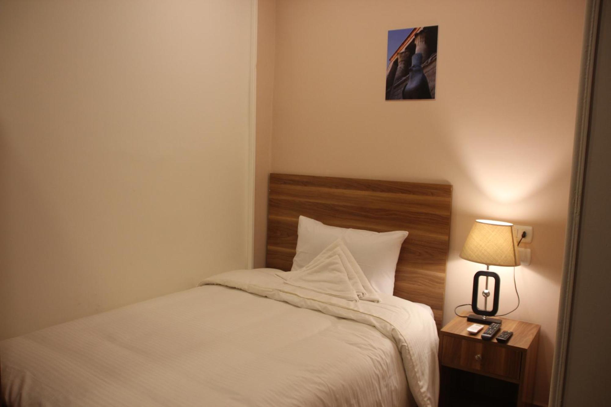 Farida Pyramids Boutique Hotel Kafret el-Gabal Extérieur photo